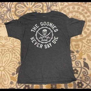 Goonies Never Say Die gray T-Shirt size Large